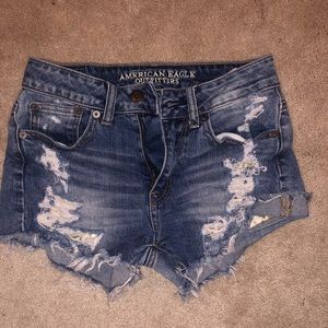 American Eagle size 00 denim shorts with sequins